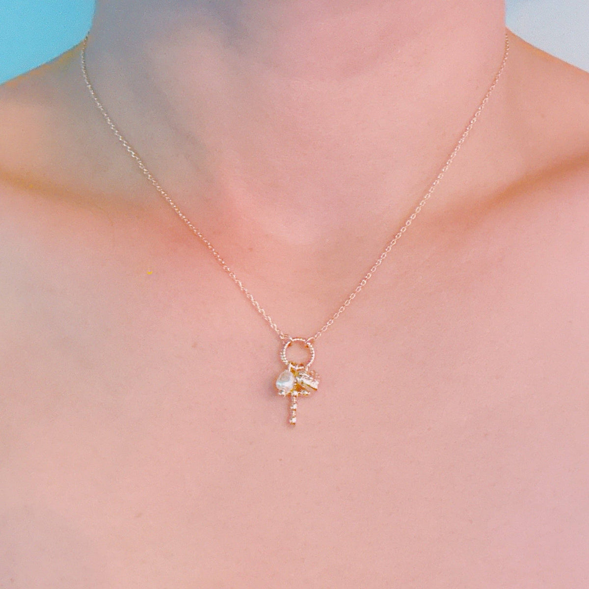 FAITH & LOVE NECKLACE