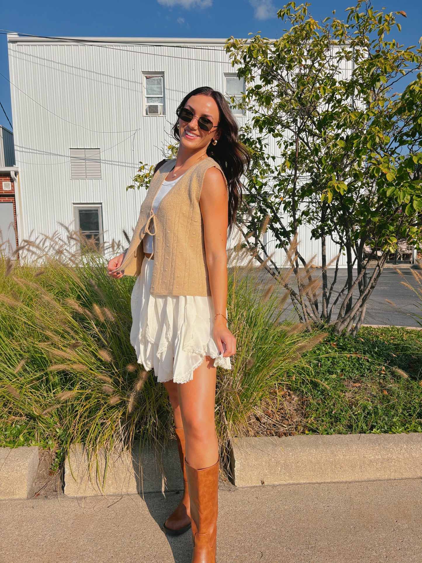 TIE ME PRETTY CARDIGAN VEST