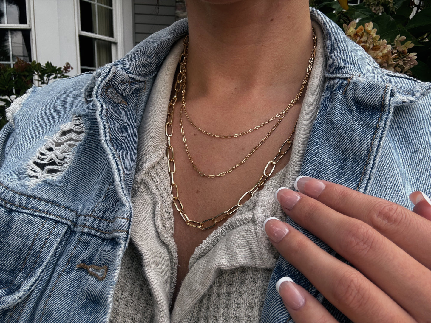 TRIPLE CHAIN NECKLACE