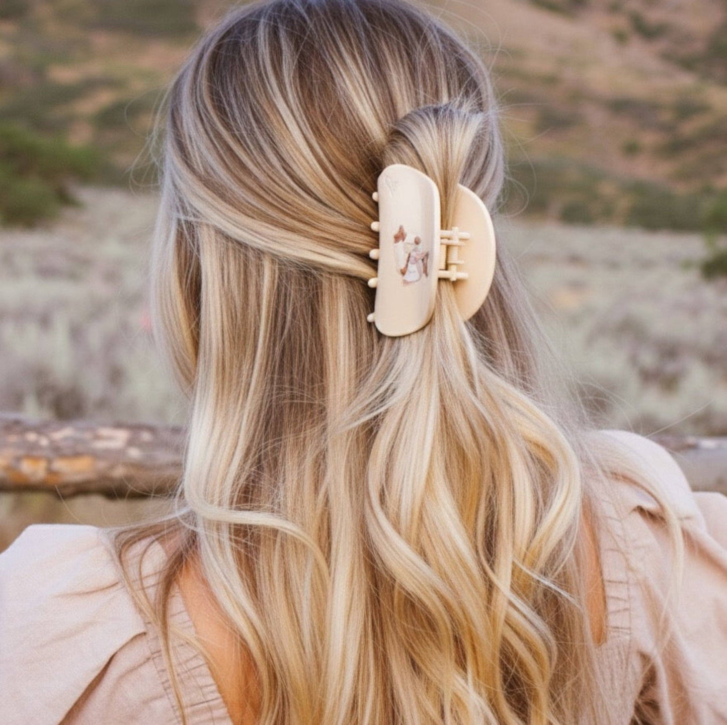 PREPPY BEAR CLAW CLIP