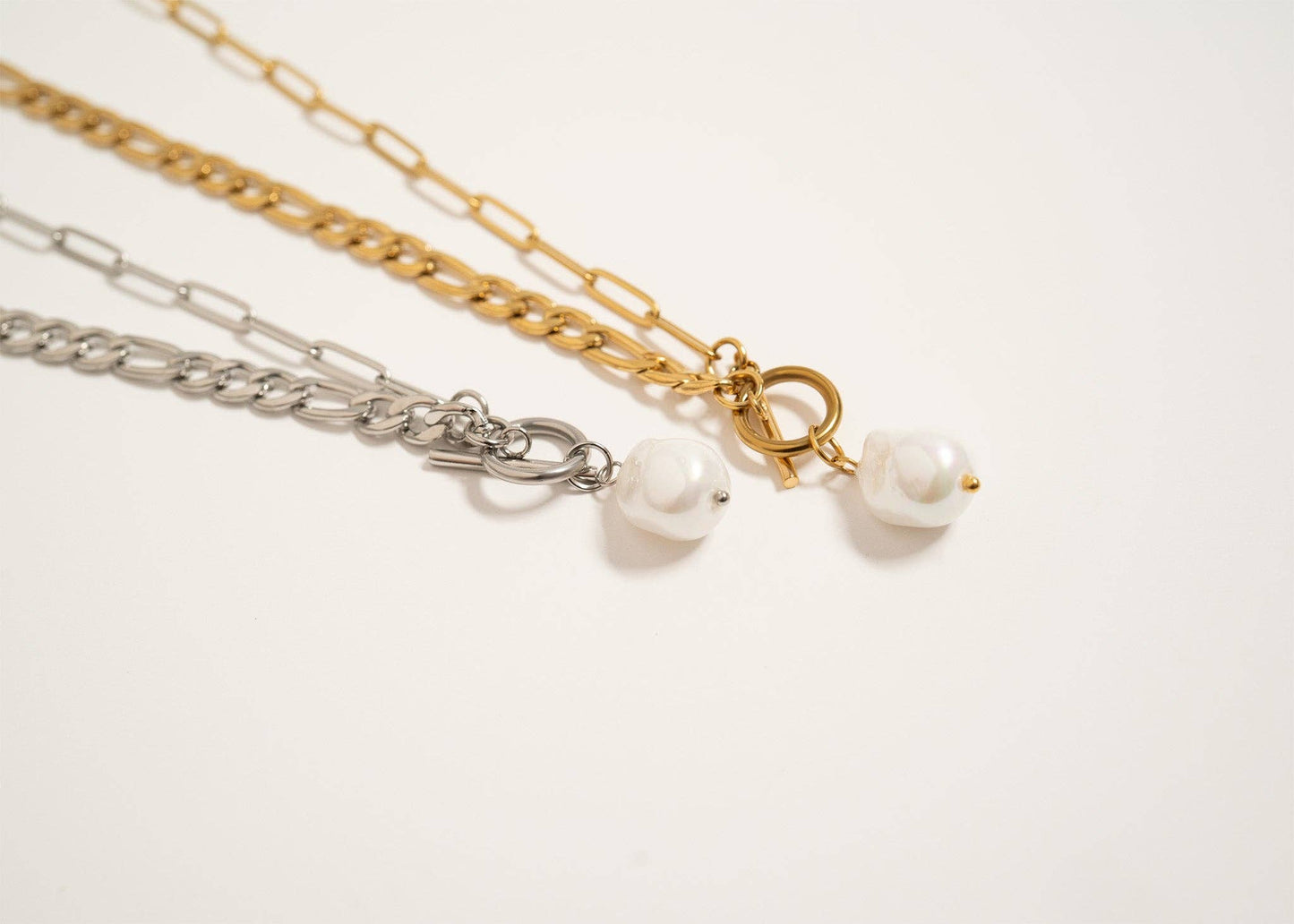 18K GOLDEN TIDE NECKLACE