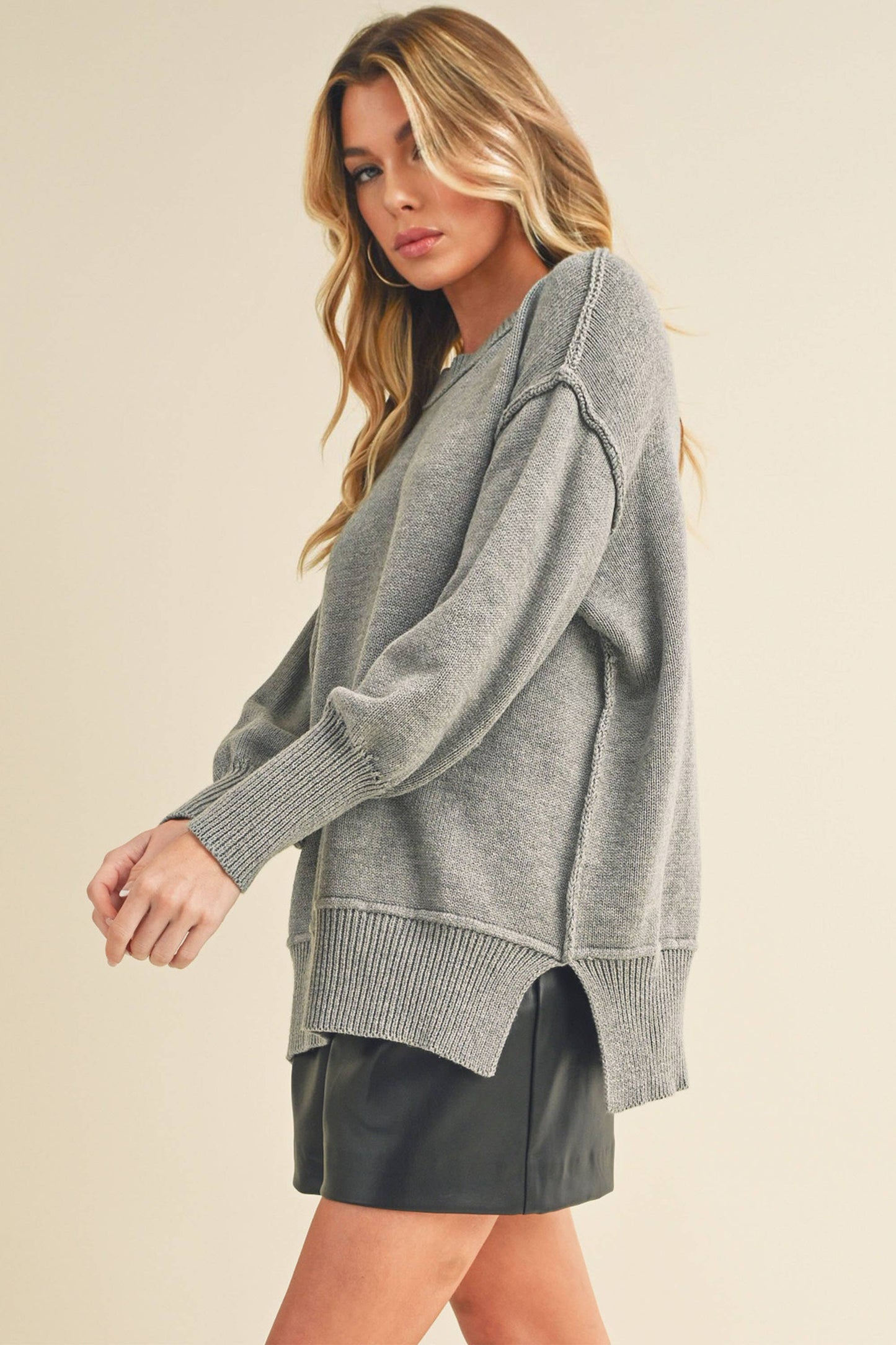 BUTTER CREAM SWEATER