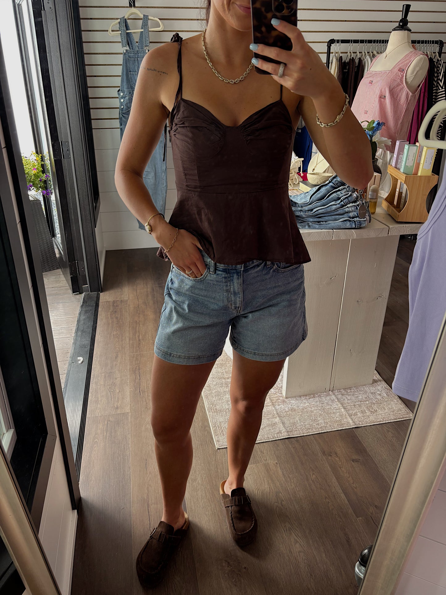 BLUE JEAN BABE SHORTS