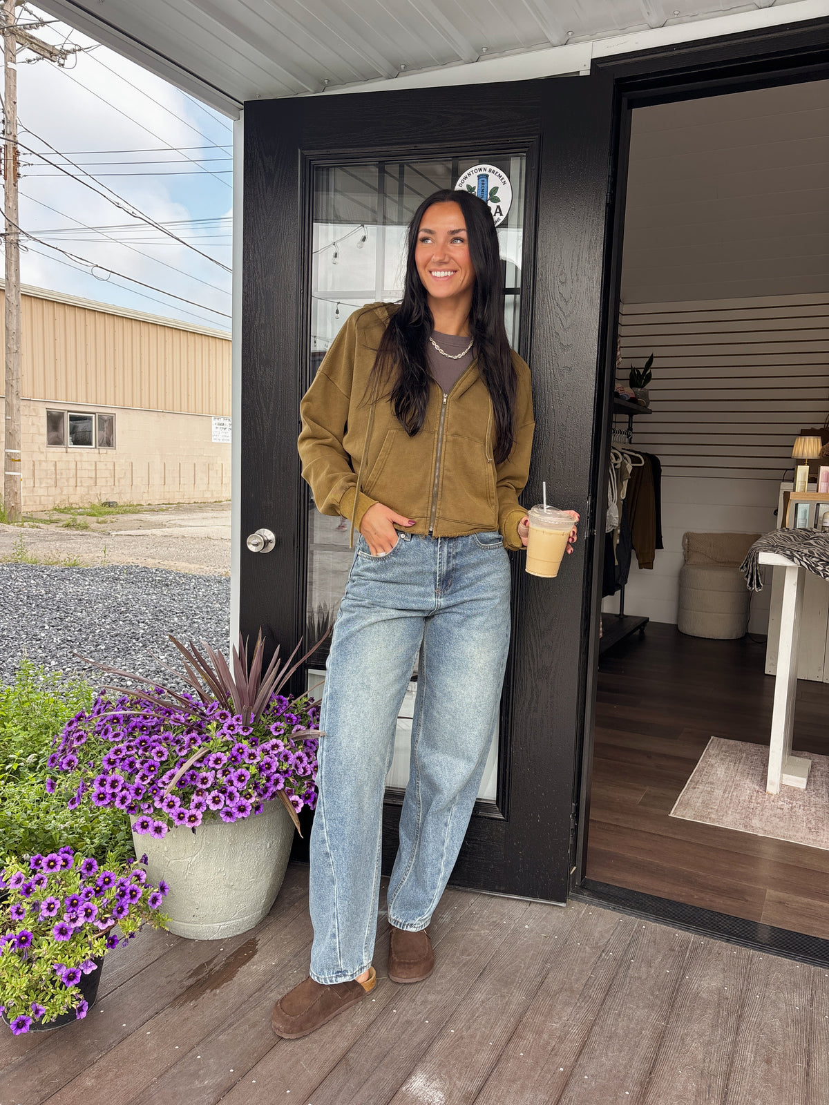HARPER BARREL JEANS