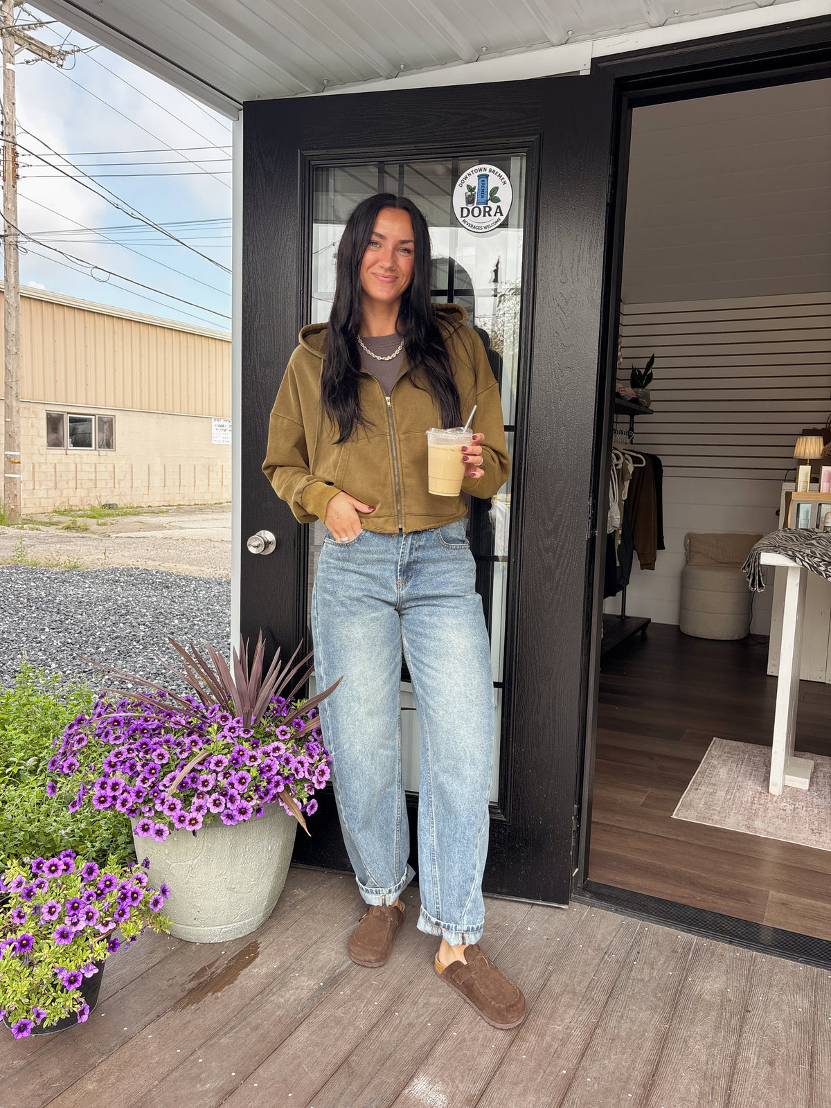 HARPER BARREL JEANS