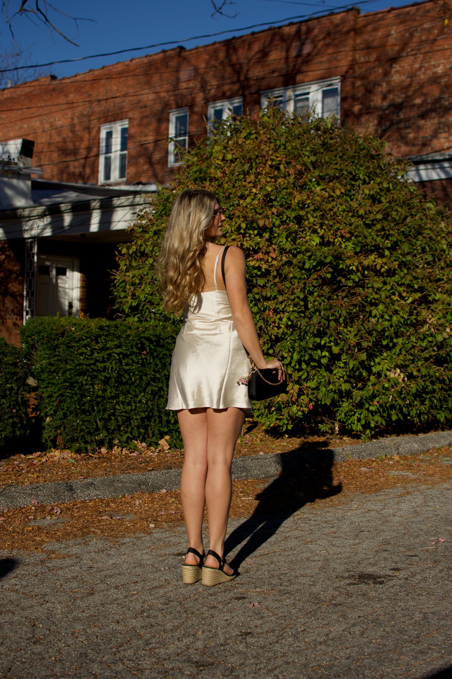 PRETTY IN PEARL - MINI DRESS