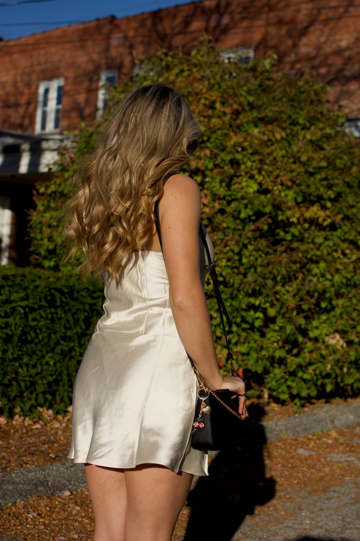 PRETTY IN PEARL - MINI DRESS