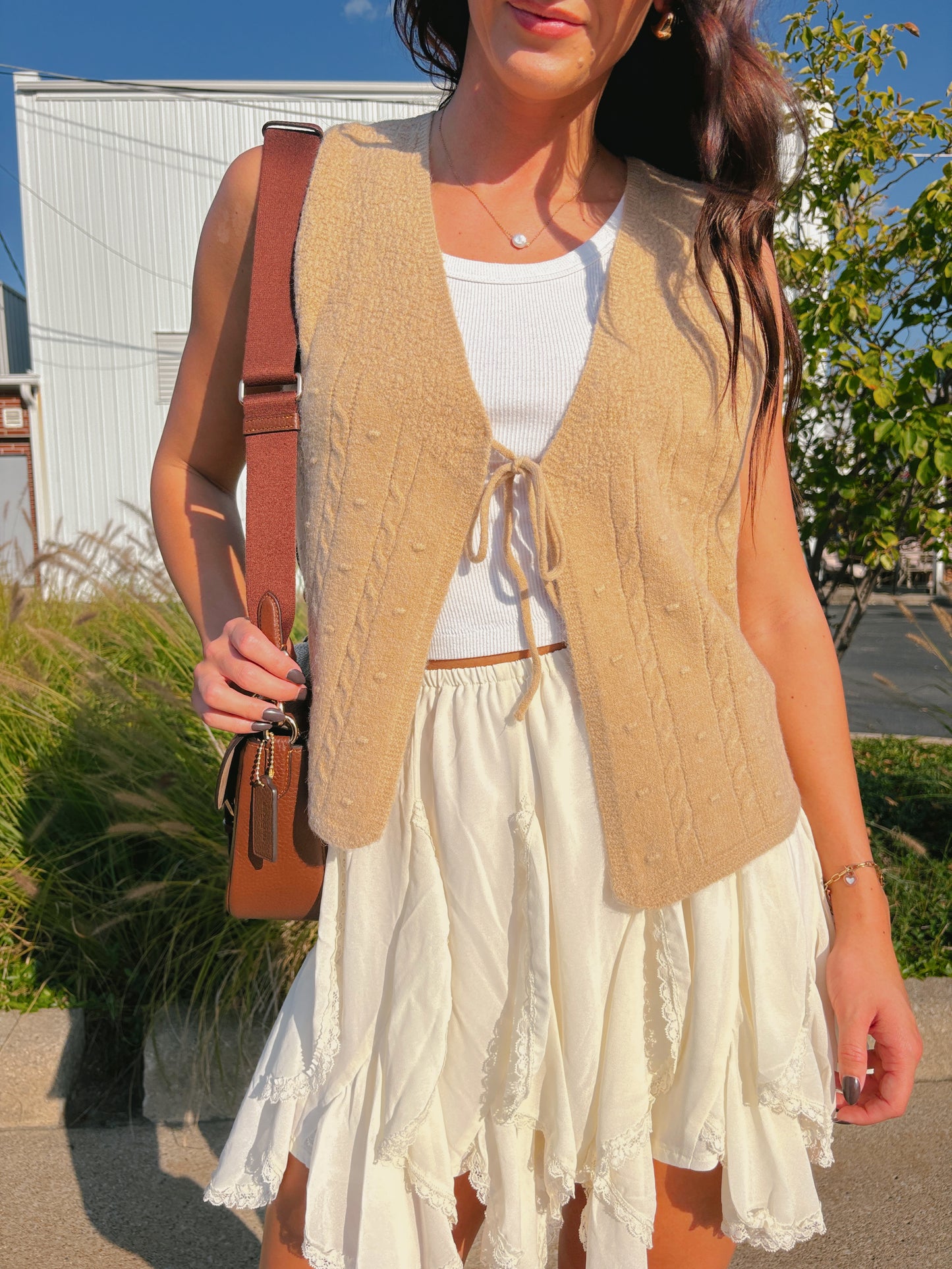 TIE ME PRETTY CARDIGAN VEST