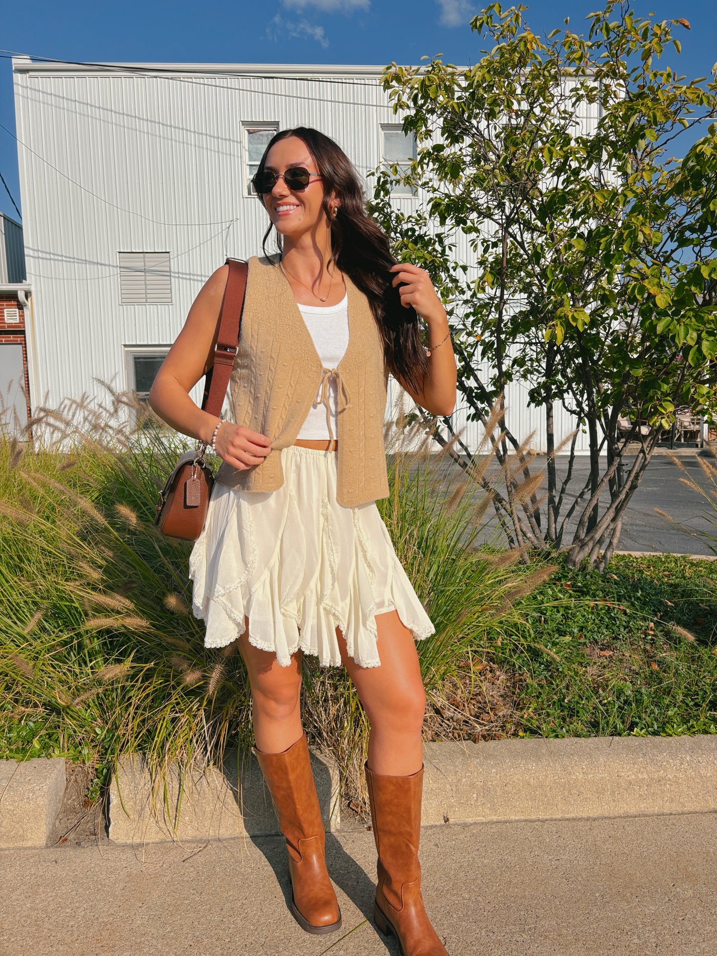 TIE ME PRETTY CARDIGAN VEST