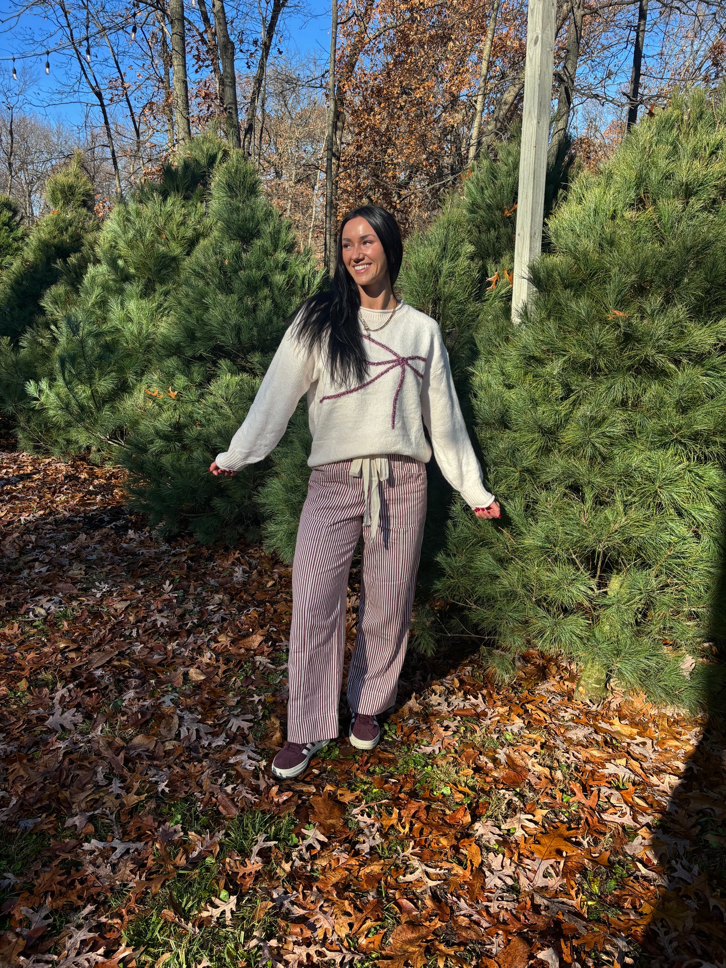 TIED UP CUTE SWEATER