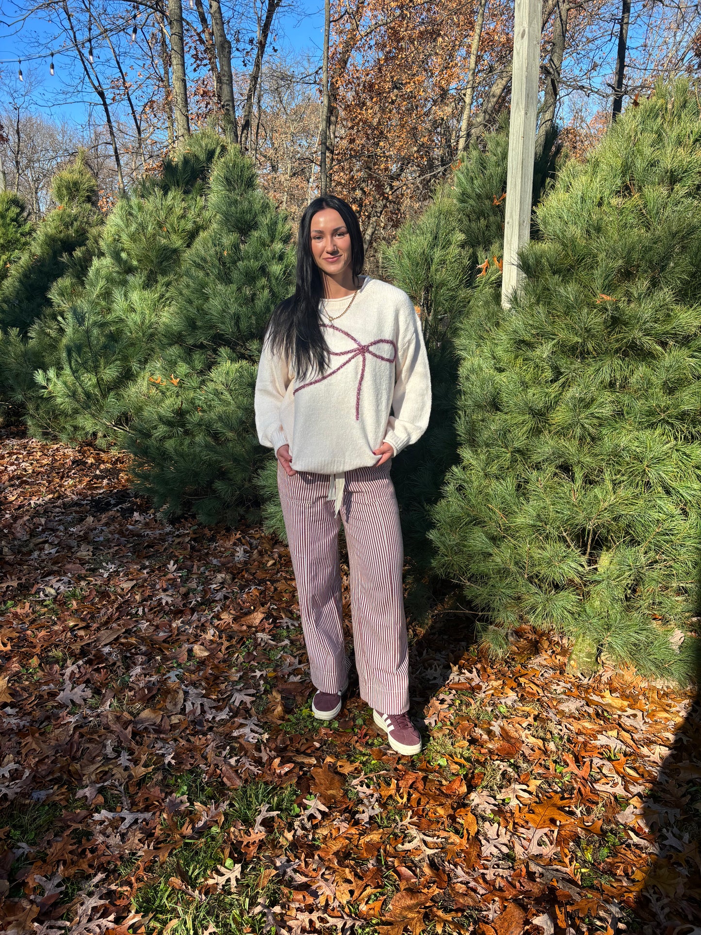 TIED UP CUTE SWEATER