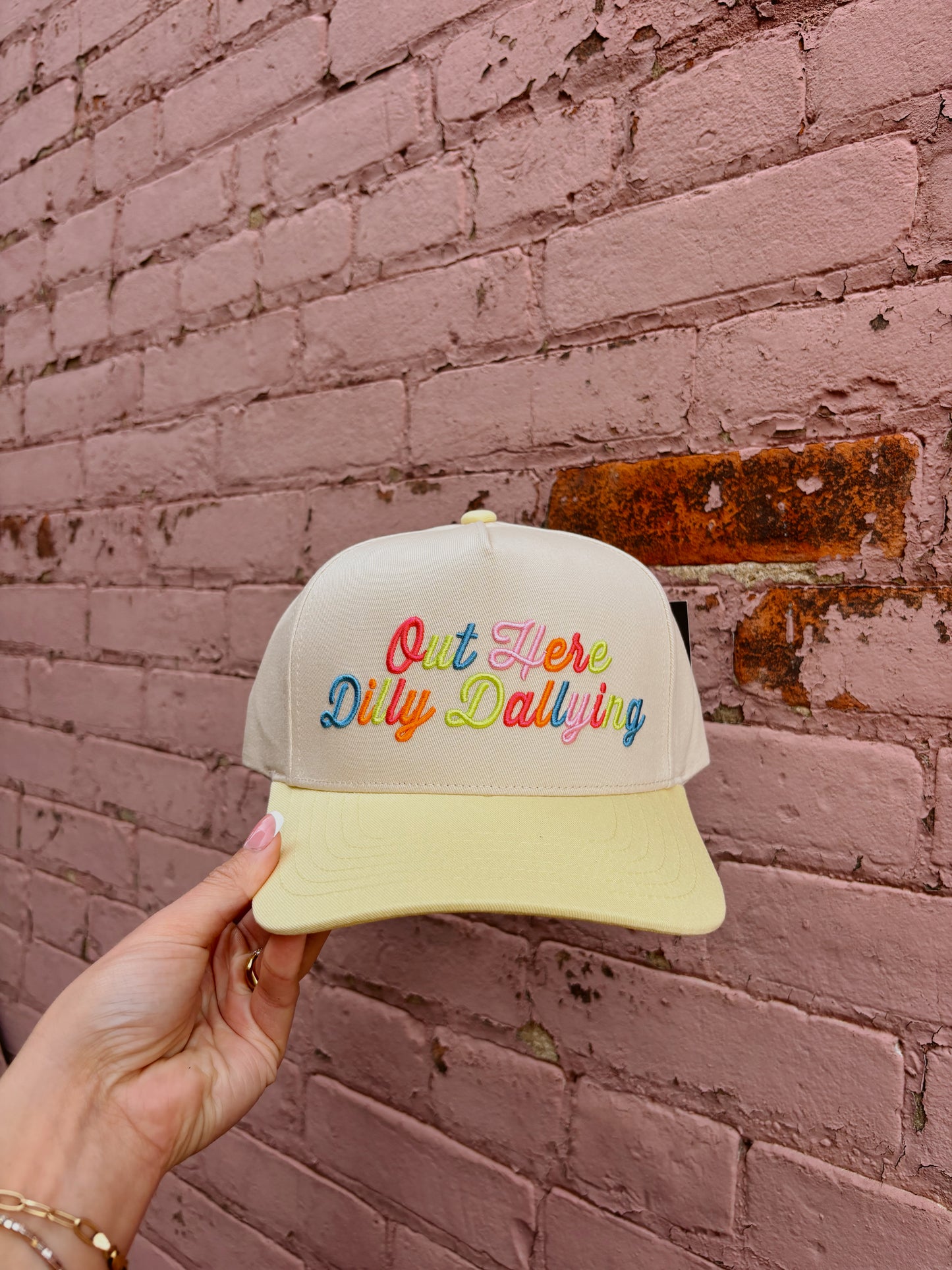 OUT HERE DILLY DALLYING TRUCKER HAT
